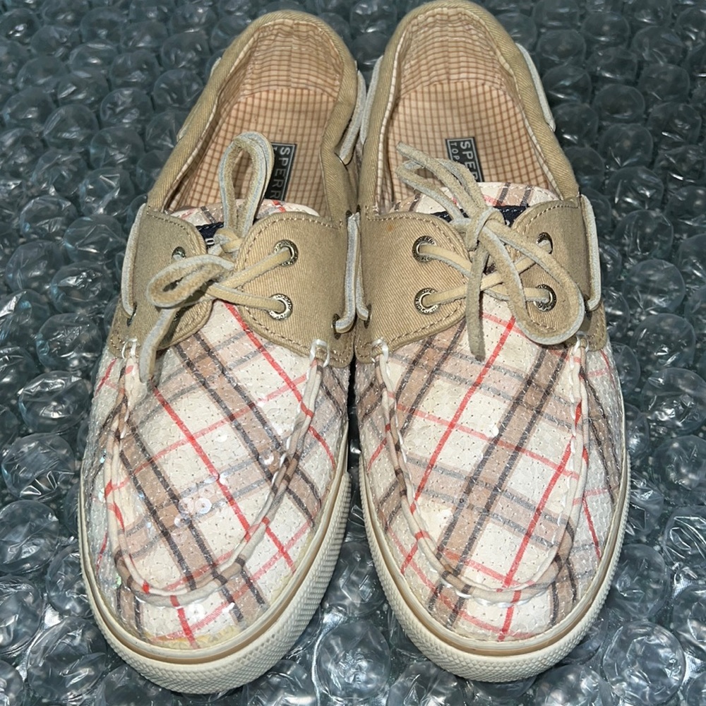 Sperry top sliders